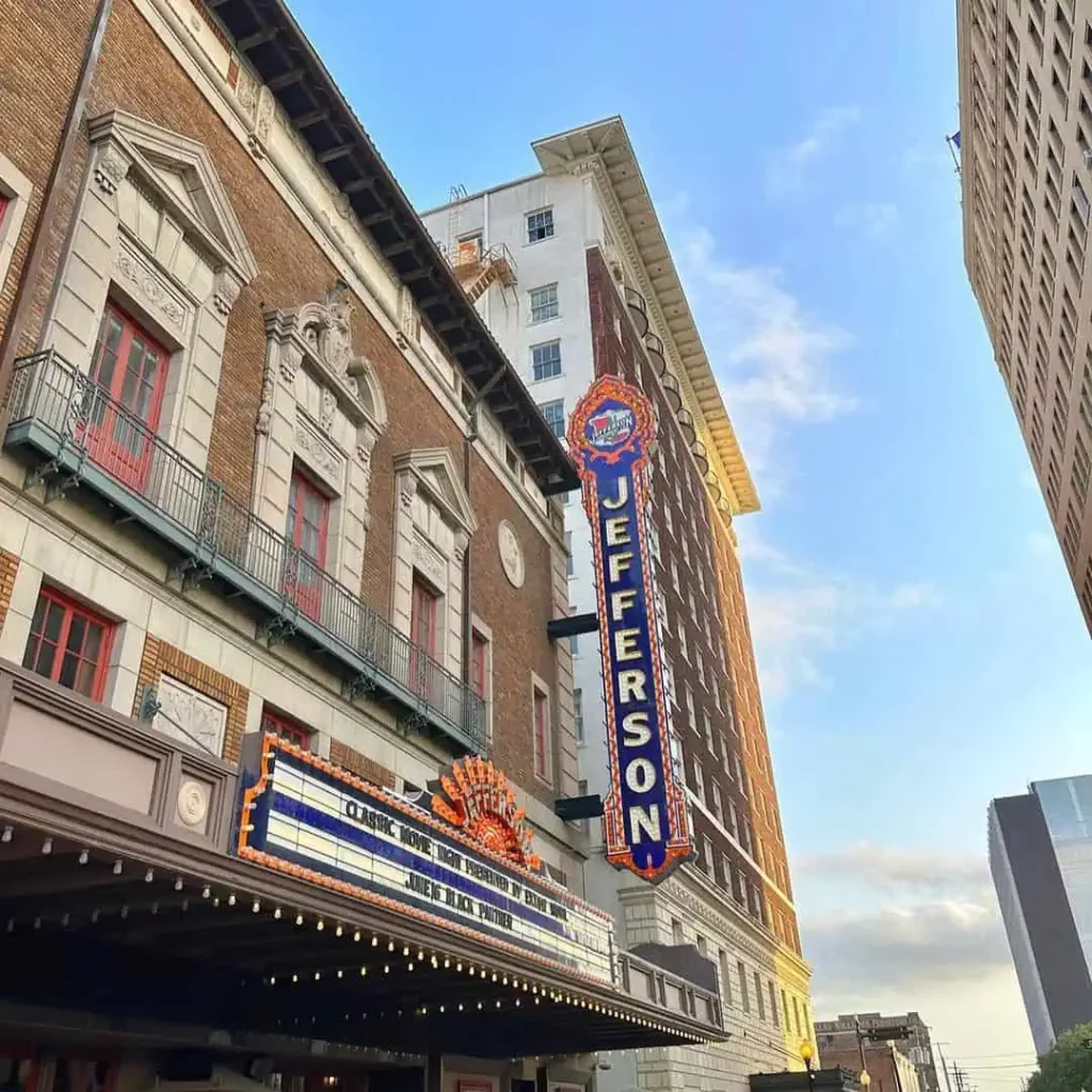 Jefferson Theatre - Things to do in Beaumont