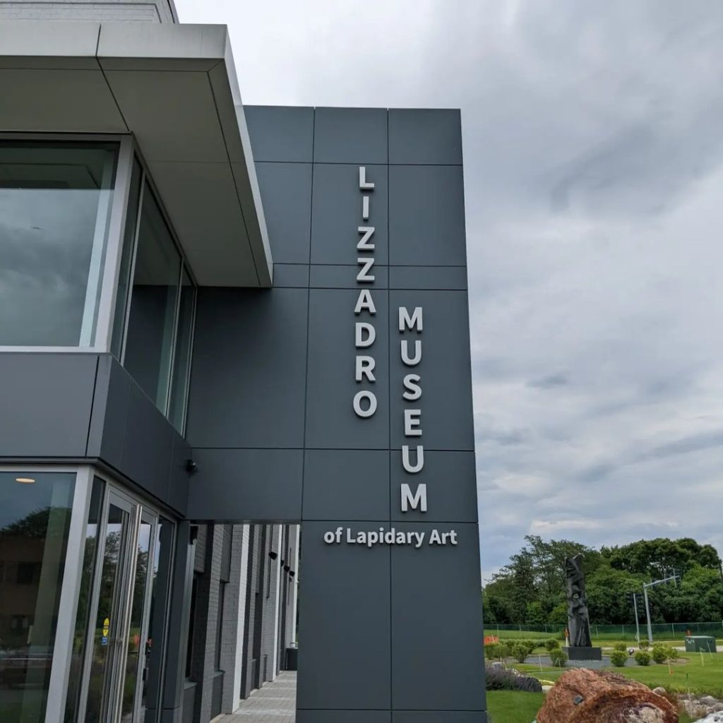 The Lizzadro Museum of Lapidary Art - Things To Do In Elmhurst Illinois
