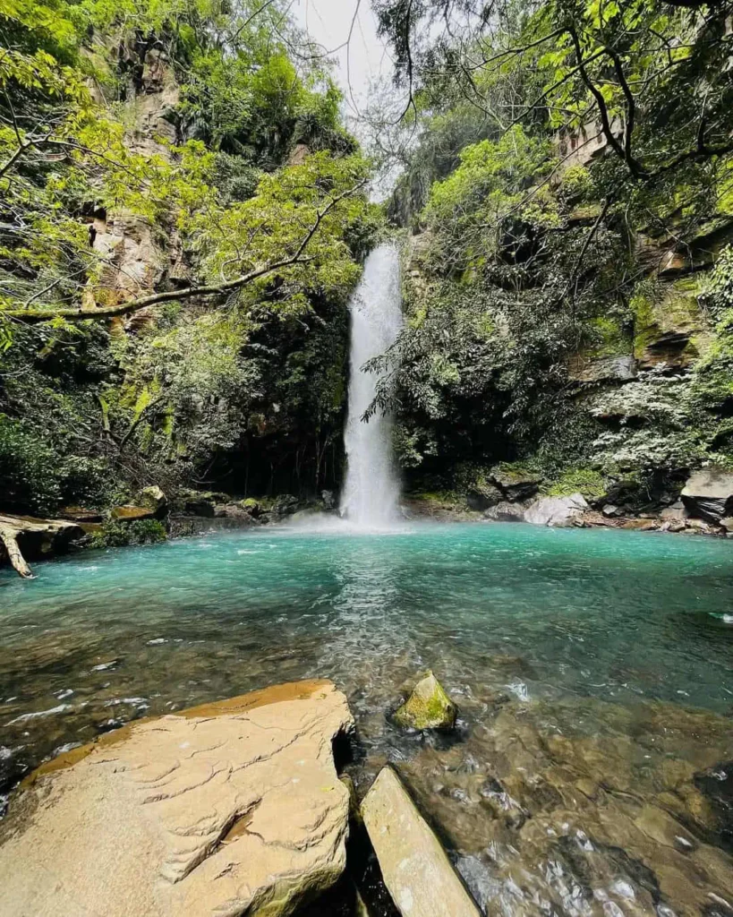 La Cangreja Waterfall